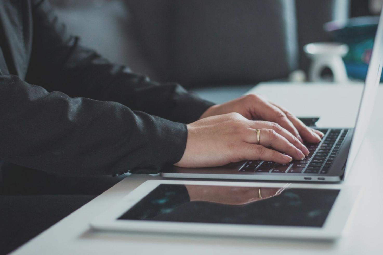 Команда разработчиков работает над новыми функциями